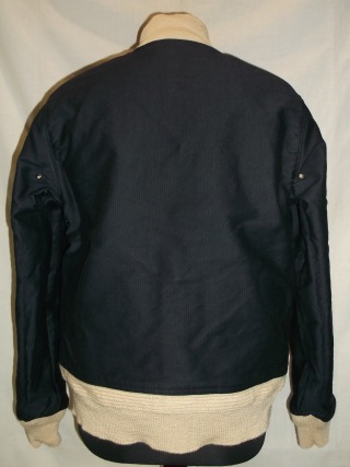 ミスターフリーダム  ペンサコーラ　ジャケット　A-1 サイズ38裾リブに小さな穴があります
